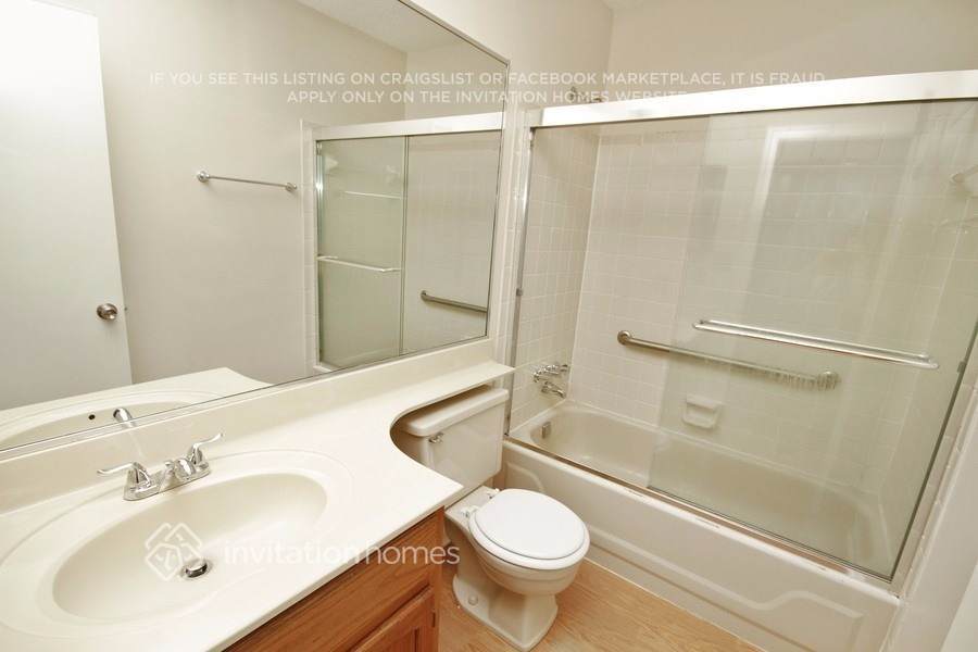 Building Photo - 950 Laurel Mill Dr