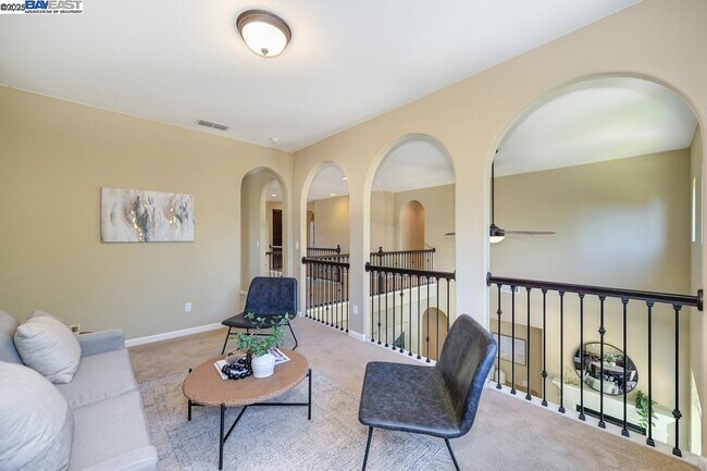 Building Photo - 1207 Villagio Dr