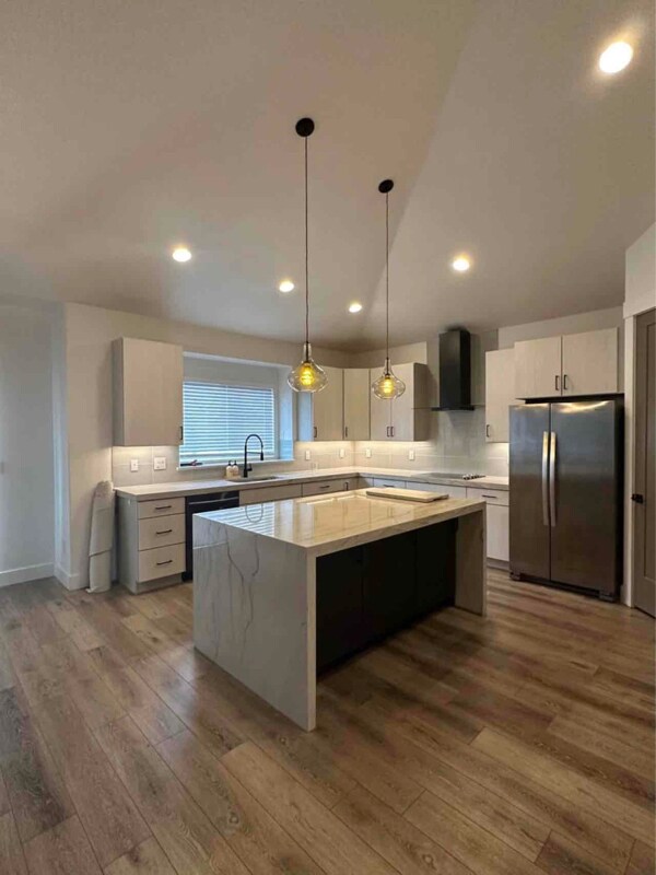 Building Photo - 8324 S Jayson Bend Dr