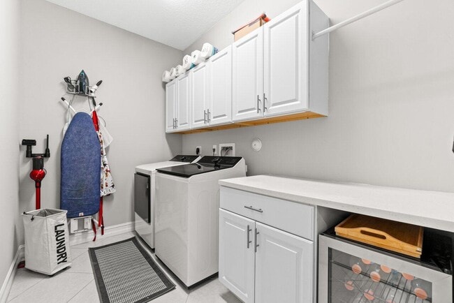 Building Photo - 8128 Snowflake Obsidian Trail