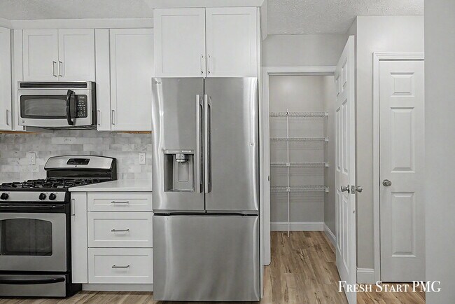 Building Photo - 4051 Rivertown Ln SW