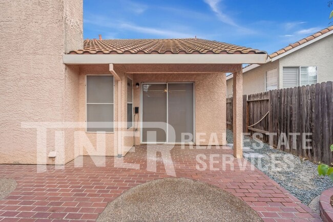 Building Photo - 8948 Warmsprings St