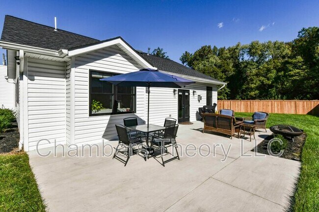 Building Photo - 3601 Keota St