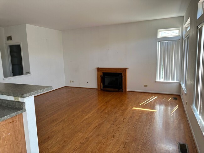 Building Photo - 1386 Almaden Ln