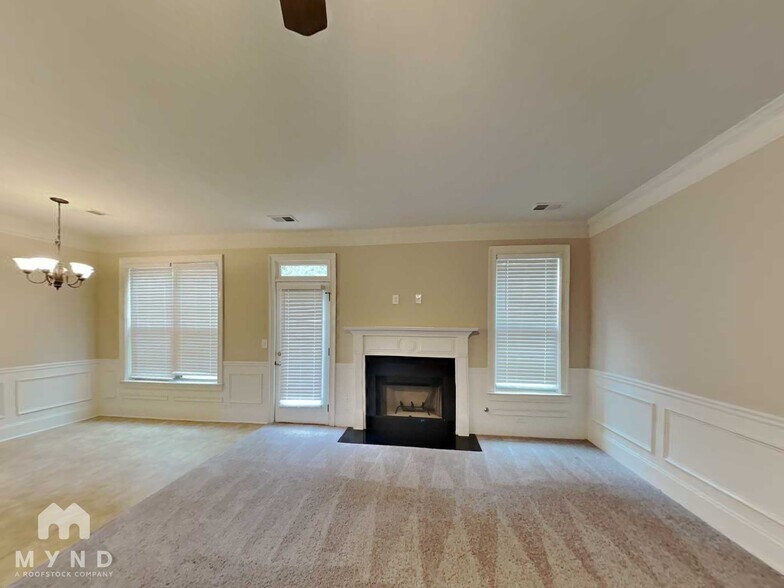 Building Photo - 8060 Snapwell Dr