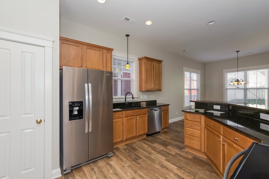 Building Photo - 9819 Grier Springs Ln