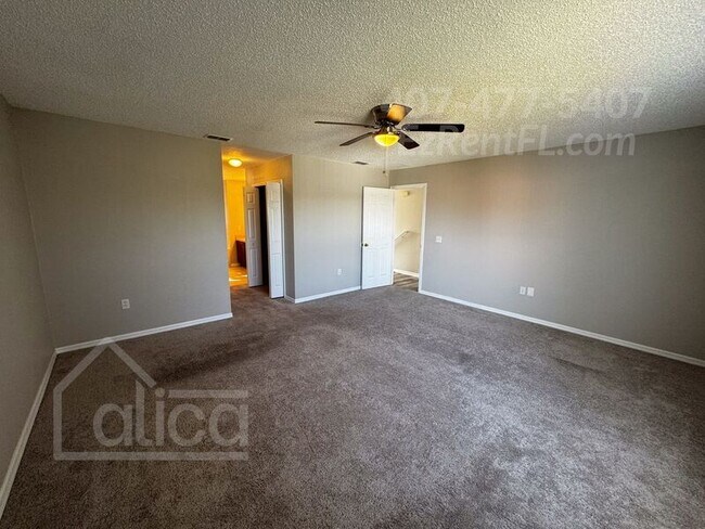 Building Photo - 568 Bristol Cir