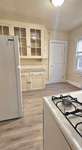 Building Photo - 1499 Ella T Grasso Blvd