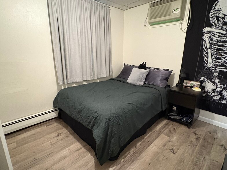 Building Photo - 507 N Linn St