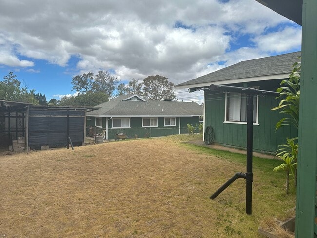 Building Photo - Cozy upcountry home