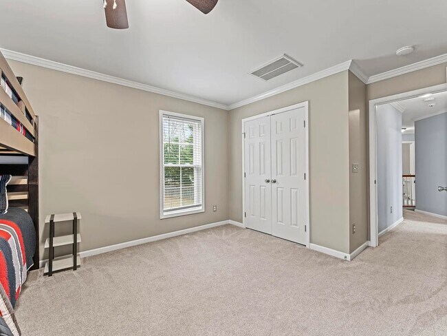 Building Photo - 112 Bathurst Ln