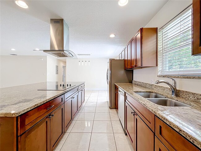 Building Photo - 12631 Eryn Ct