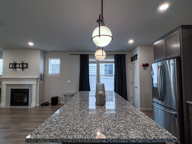 Building Photo - Amazing Location 3 Bedrooms 2.5 Bathrooms in the New Reeds Crossing Community!  Hillsboro near In...