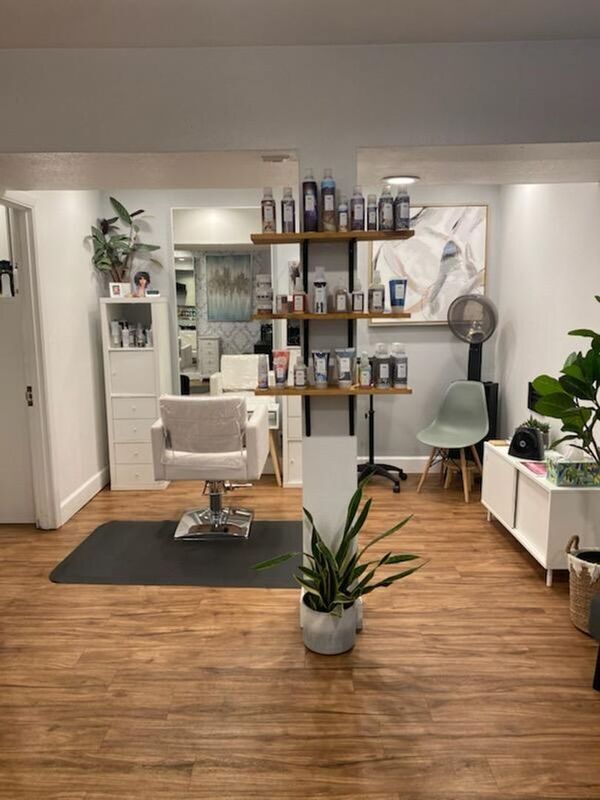 Building Photo - 822 NW 21st Ave