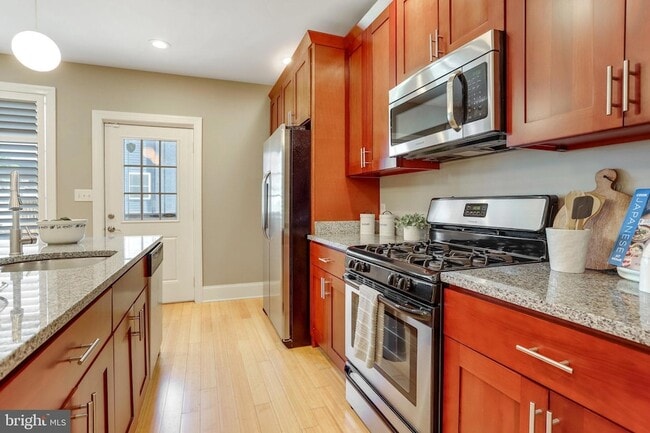 Building Photo - 1716 M St NE