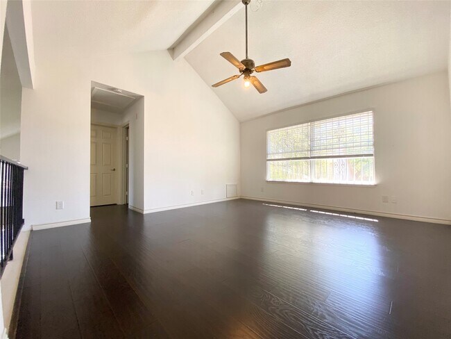 Building Photo - 1823 Mandrill Ln
