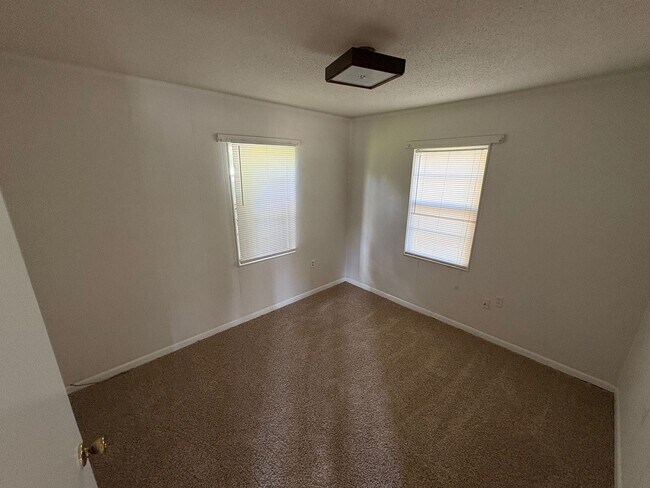 Building Photo - 23060 US-80