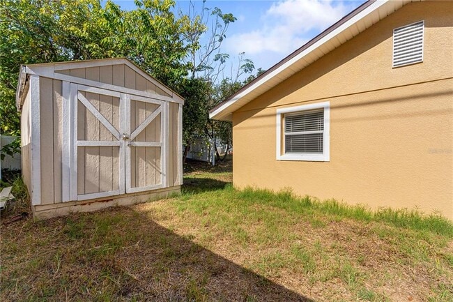 Building Photo - 8623 Parkway Cir