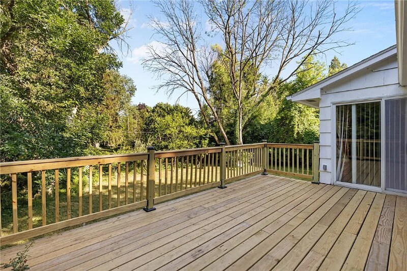 Building Photo - 178 S Main St