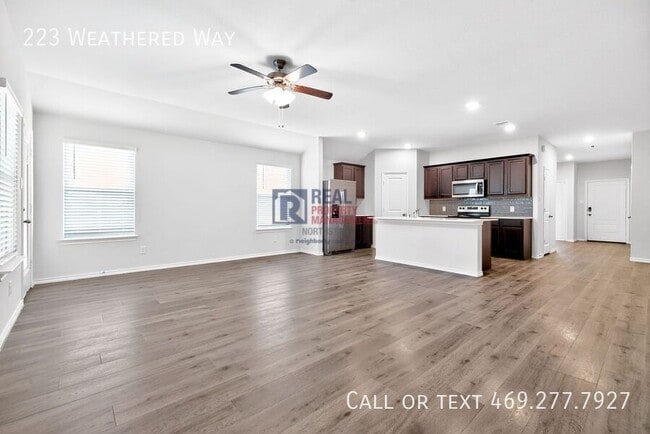 Building Photo - 223 Weathered Wy