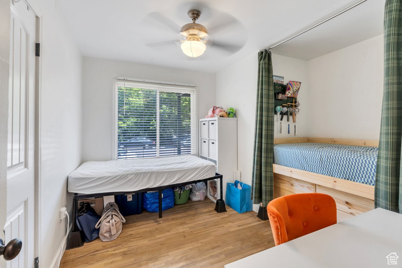 Building Photo - 555 800 E