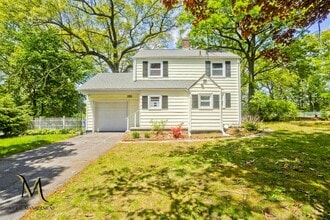 Building Photo - Waterfront Single Family Home for Rent!