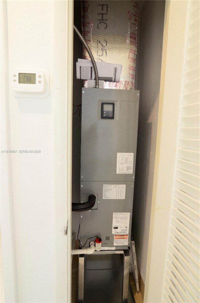 Building Photo - 3050 Virginia St