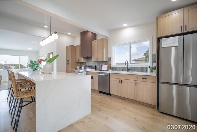 Building Photo - Fully Remodeled, Rarely Available 3BR/2BA/2PKG in Orchard Hills, Aeia Heights