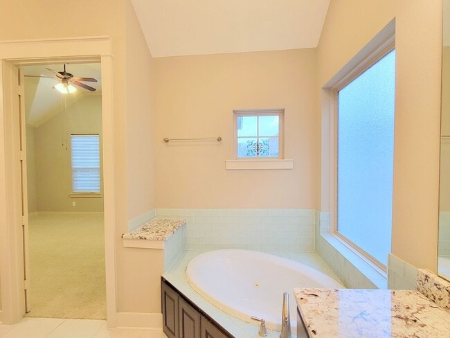 Building Photo - 1237 Hobbs Reach Ln