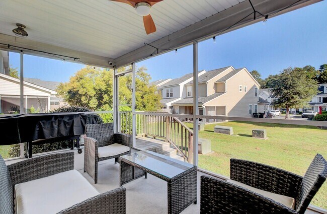 Building Photo - 132 Woodward Rd