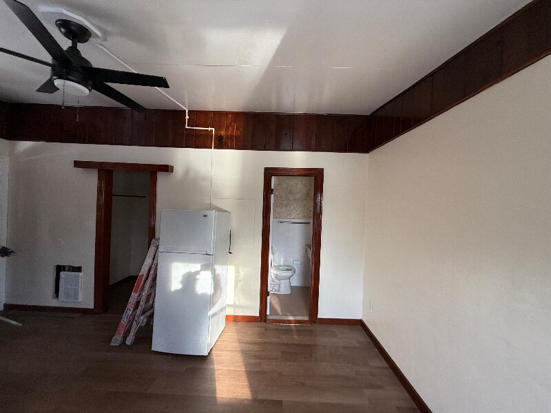 Building Photo - 3121 Oak Grove Dr