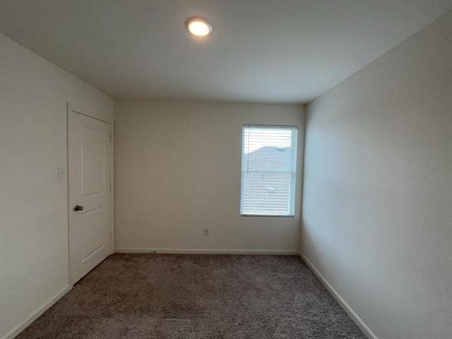 Building Photo - 5600 Dublin Ln