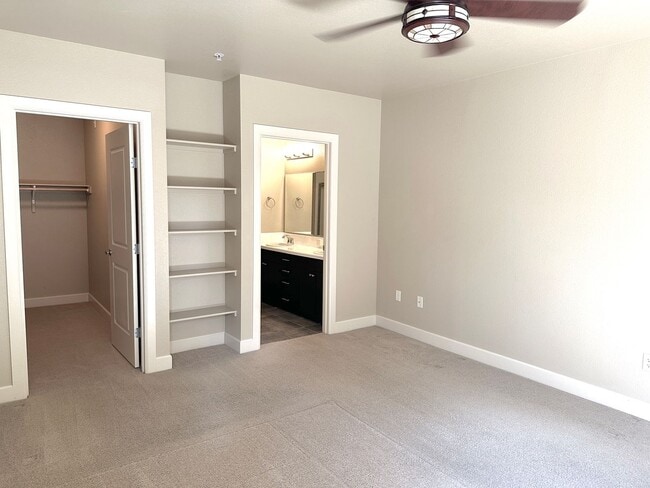 Building Photo - Downtown Boise Condo Living