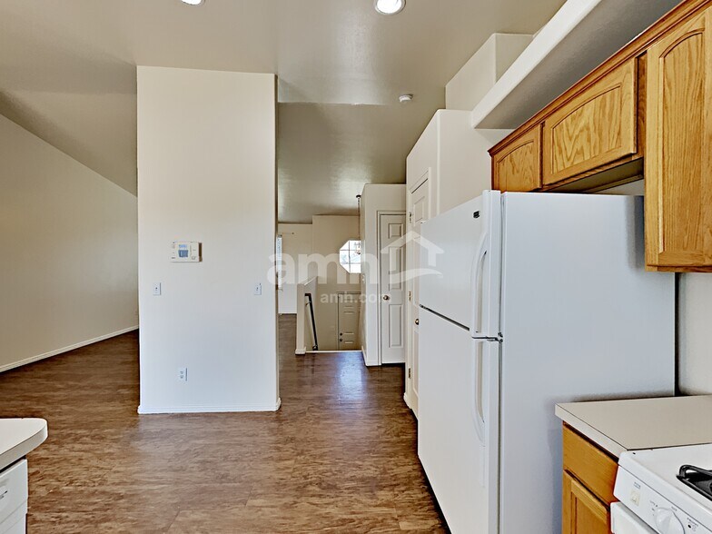 Building Photo - 2715 W 2300 S