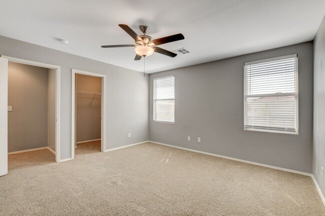 Building Photo - 4 Bedroom Home in the South West / 89139 Area