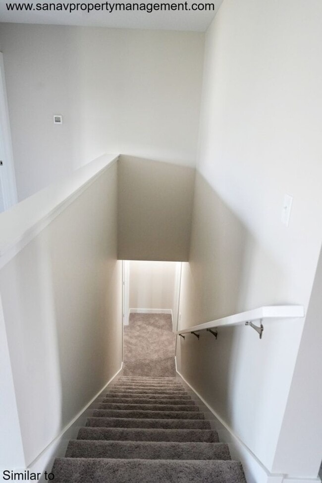 Building Photo - "Modern Comfort & Convenience: 3 Bed, 2 Bath Ranch Style Home in Waukee's Prime Location"