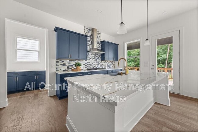 Building Photo - 382 Tillman Pass