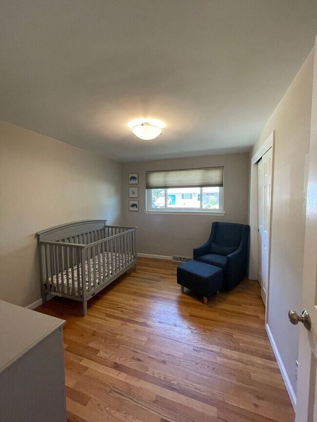 Building Photo - Rare Boulder Gem—Spacious 5-bedroom S. Boulder home - AVAILABLE EARLY JULY!