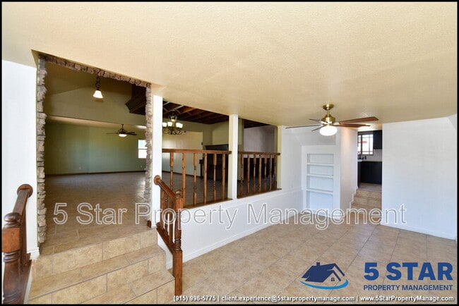 Building Photo - 908 Bolivia St