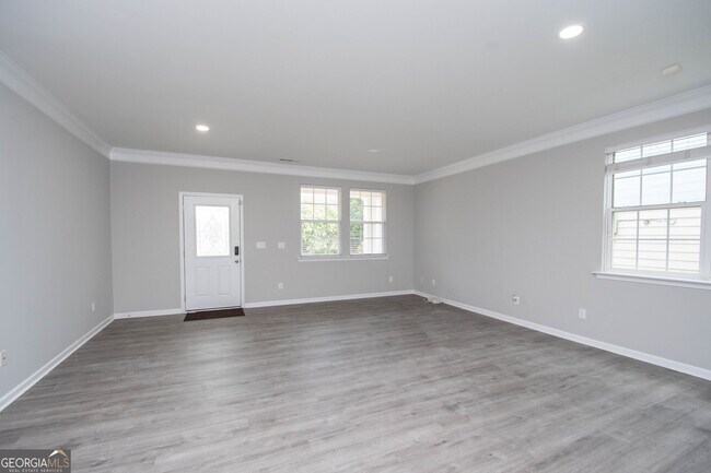 Building Photo - 179 Scenic Hills Dr