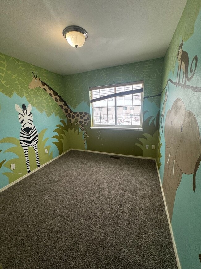 Building Photo - 8579 Sara Lynn Pl