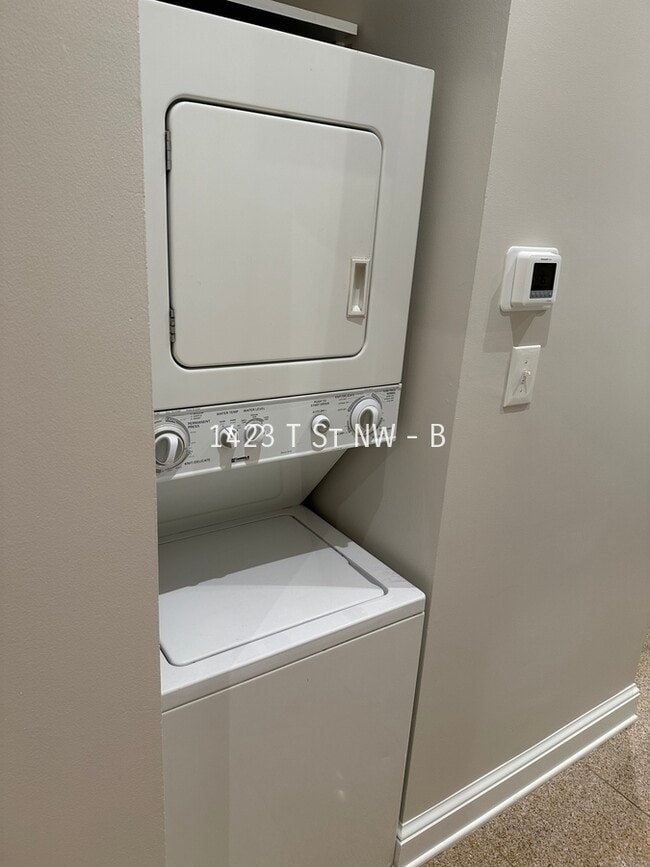 Building Photo - 1423 T St NW