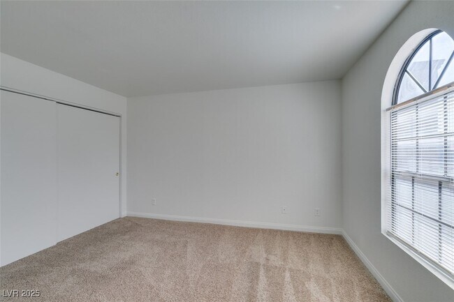 Building Photo - 2963 Juniper Hills Blvd