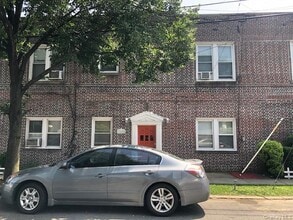 Building Photo - 116-02 Farmers Blvd