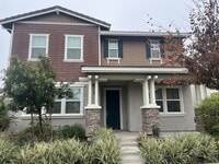 Building Photo - 232 Tuso Ranch Rd