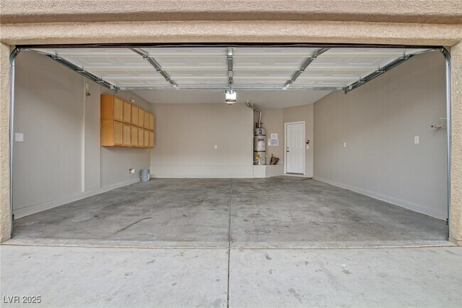 Building Photo - 6714 Boom Town Dr