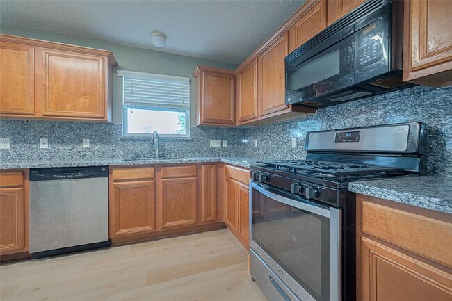 Building Photo - 11030 KNOBBLEY Oak Ct