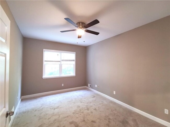 Building Photo - 2411 Magnolia Springs Ct