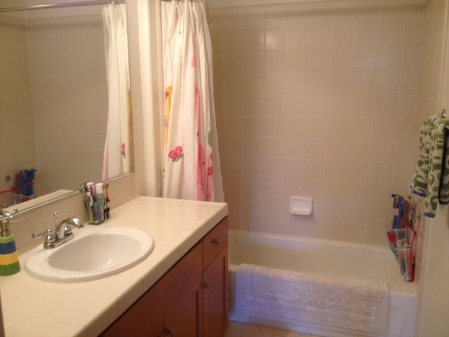 Building Photo - 5831 Seawalk Dr