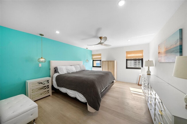 Building Photo - 1201 S Ocean Dr